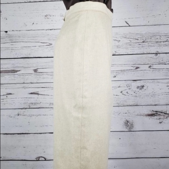 Burberry London 100% Cashmere Ivory Straight Pencil Skirt Women's - Picture 4 of 9